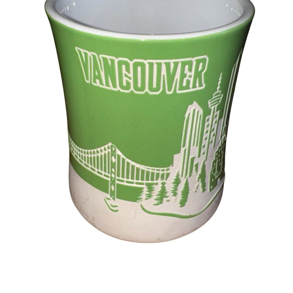Vancouver Souvenir Green & White Ceramic Mug With City Skyline Design 4" Tall